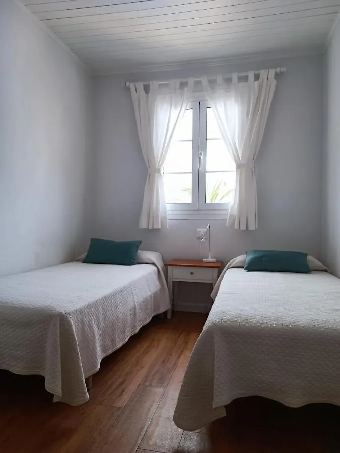 Bon Repos - B10, Apartamento con Terraza en Cala'n Bosch Cala'N Bosch  0*, Cala'N Bosch (Menorca)